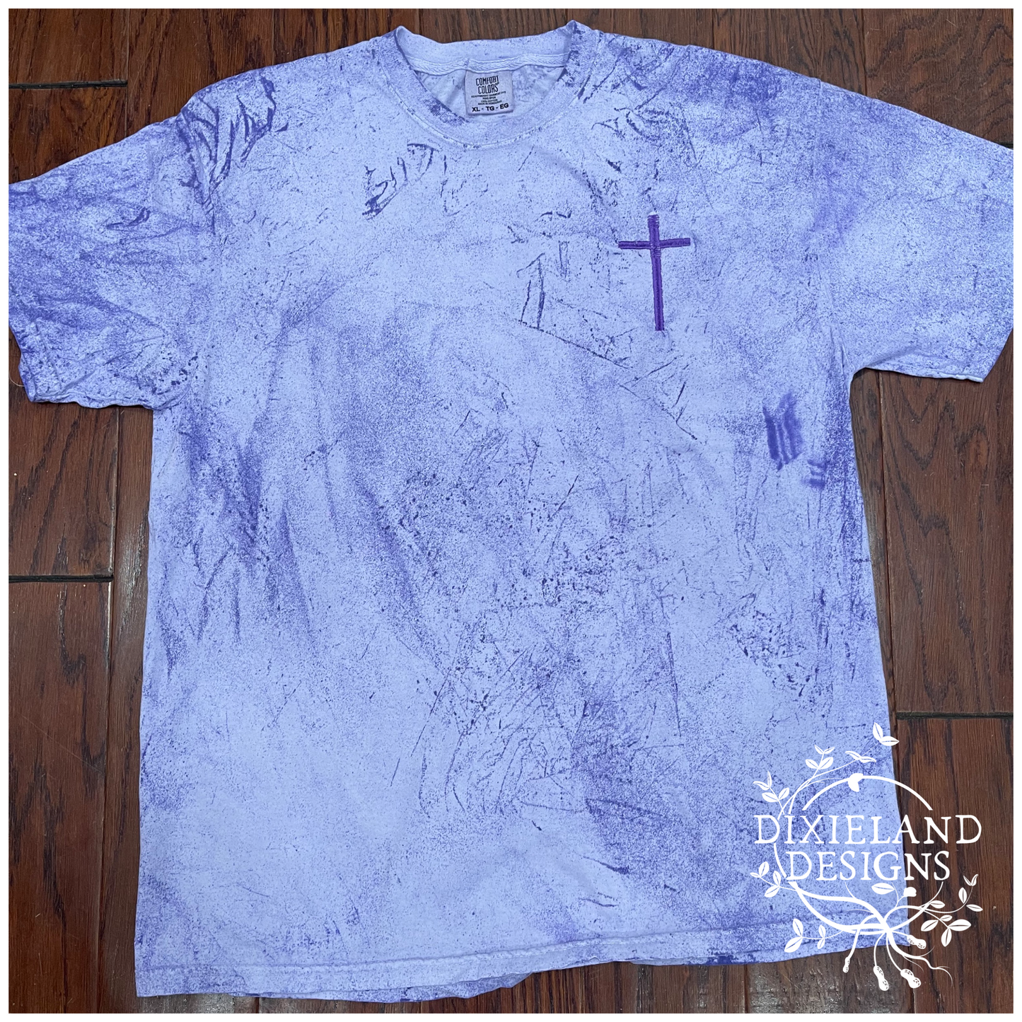 Cross t-shirt